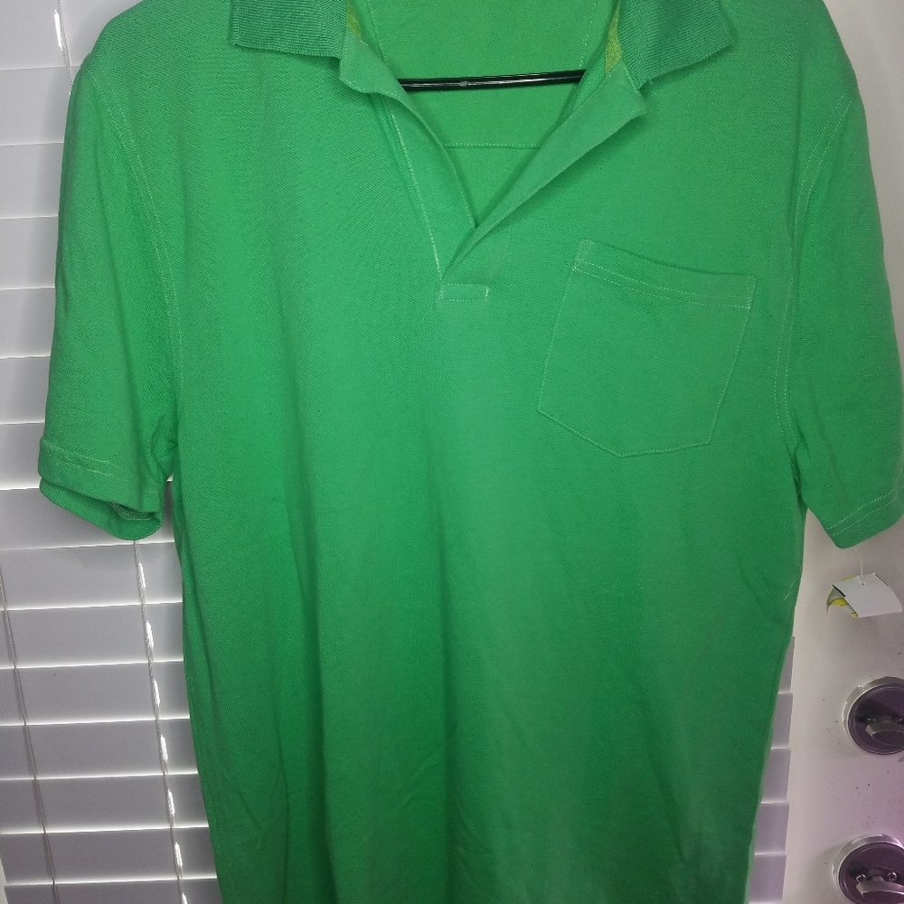 Green collar shirt